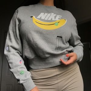 Nike sweatshirt